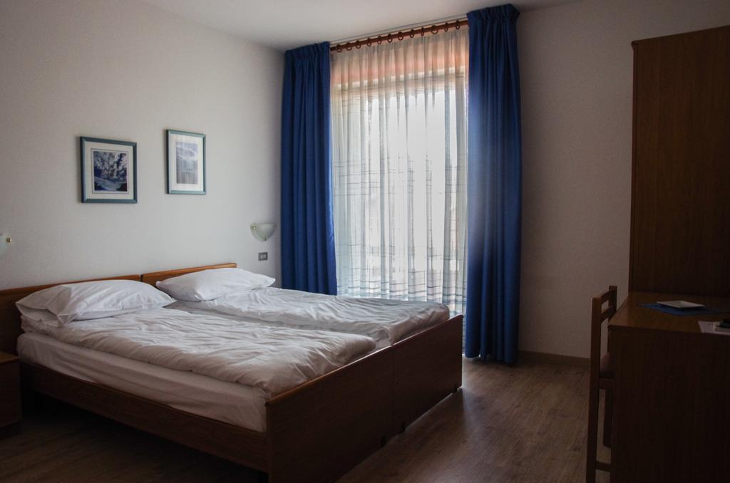 Hotel Villa Al Vento Torbole Sul Garda Dış mekan fotoğraf