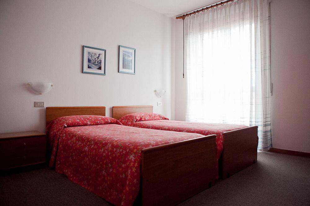 Hotel Villa Al Vento Torbole Sul Garda Dış mekan fotoğraf