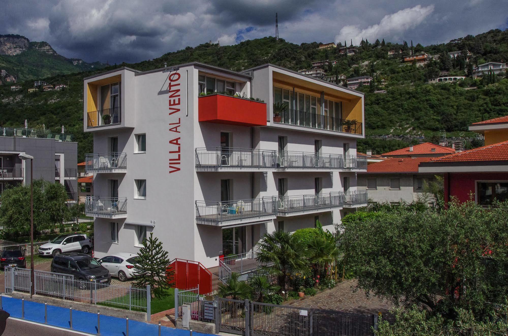 Hotel Villa Al Vento Torbole Sul Garda Dış mekan fotoğraf